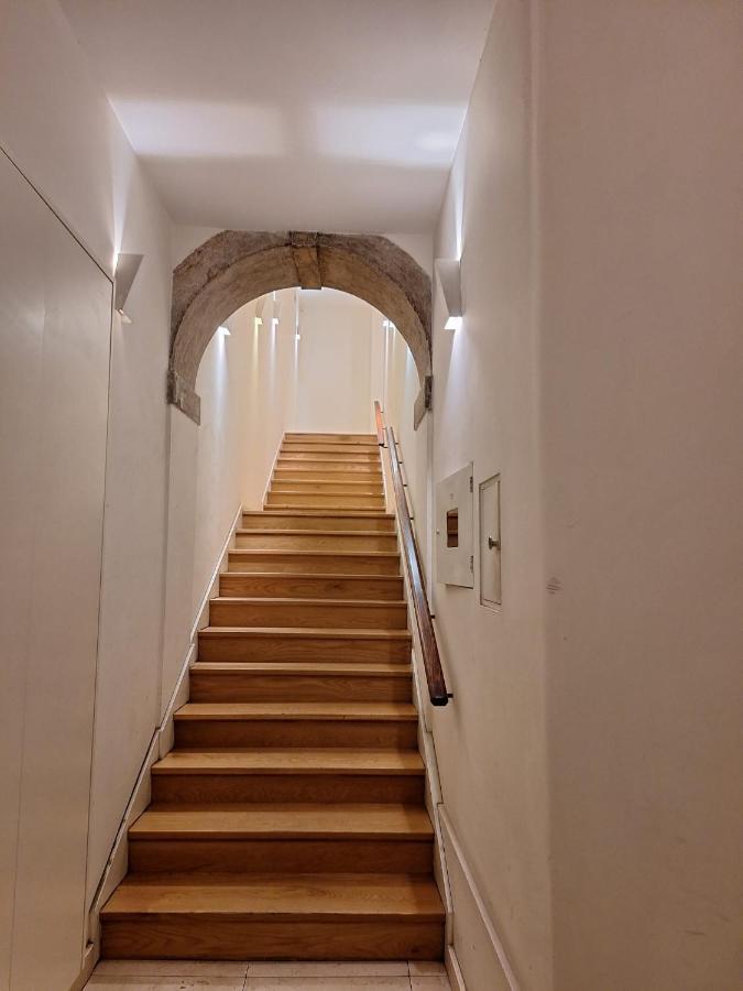 Chiado Apartments Lisbon Exterior photo